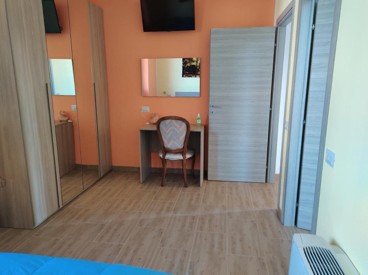 Villa Ara Blu Canegrate 外观 照片